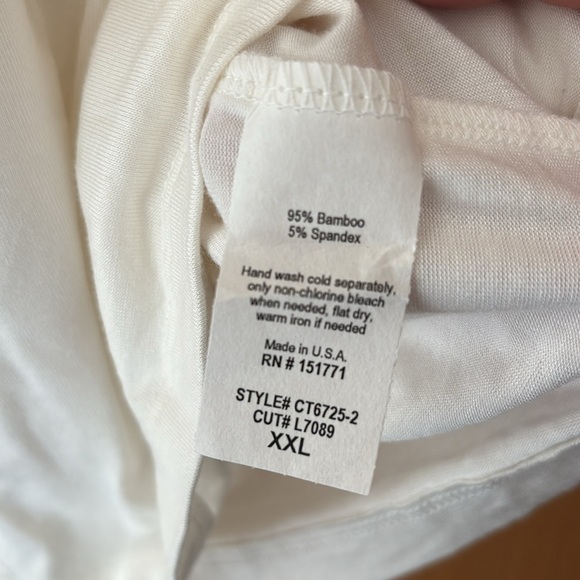 Kittenish Logo Tee- Size XXL - Picture 5 of 6
